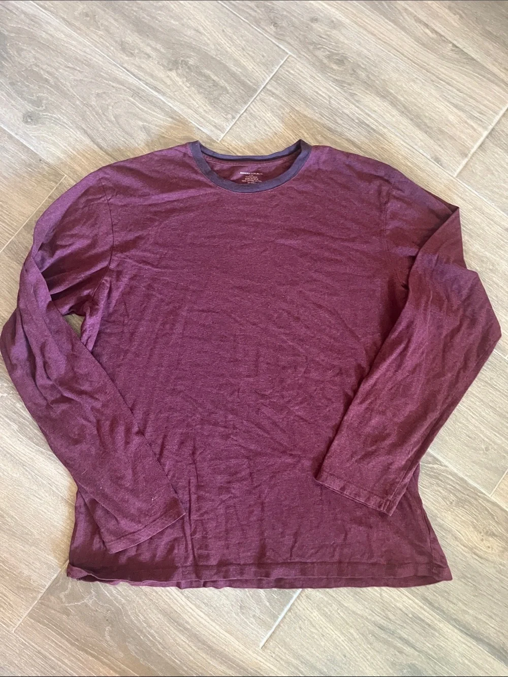 Banana Republic Men's Long-Sleeve Crew Neck Shirt - Maroon